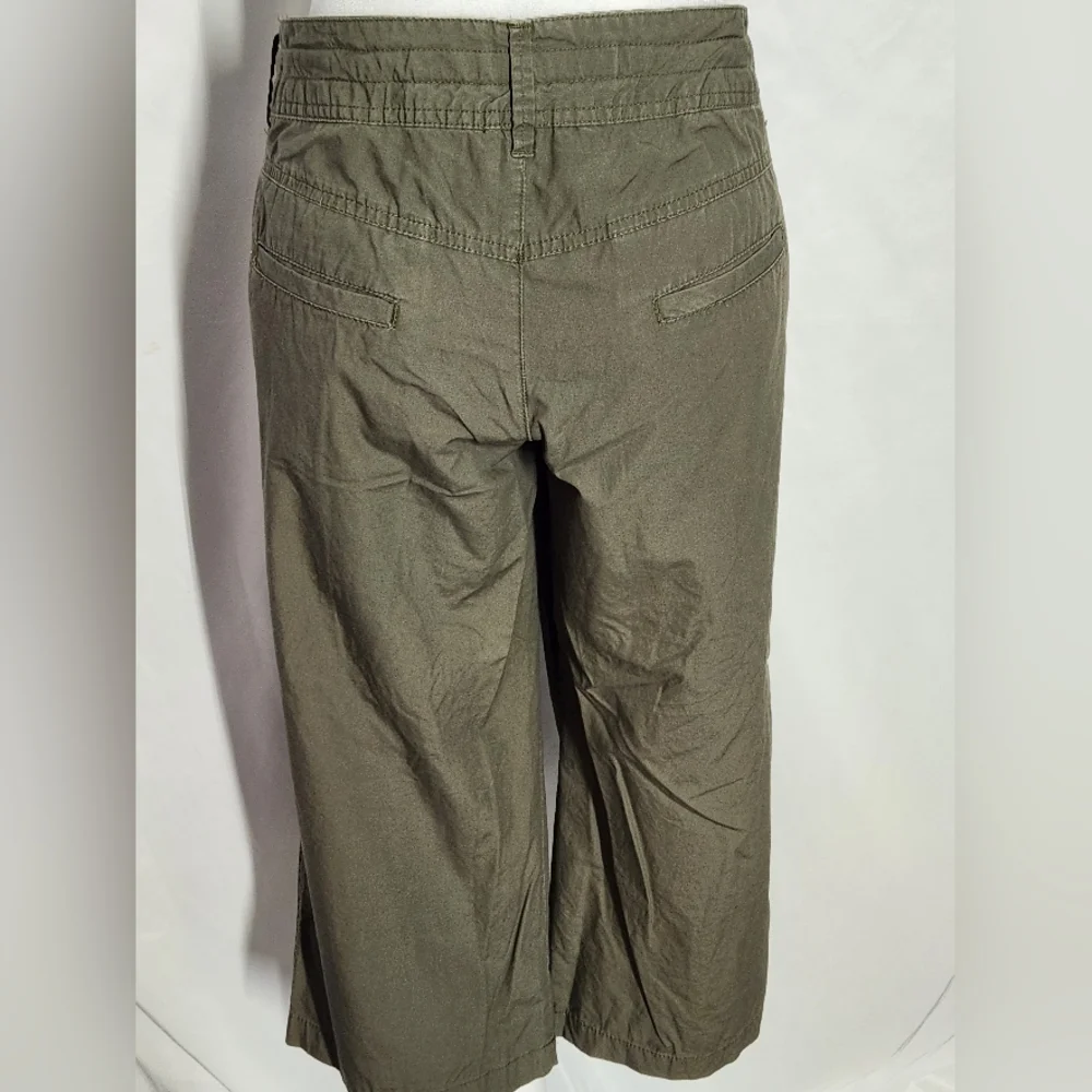 Mossimo Supply Co. Brand size 11 lowest rise crop capri - Picture 2 of 4